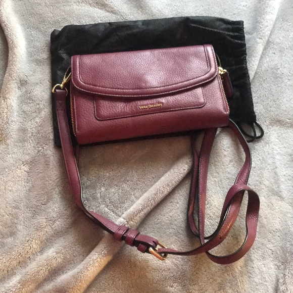 Vera Bradley cross over - Picture 2 of 6